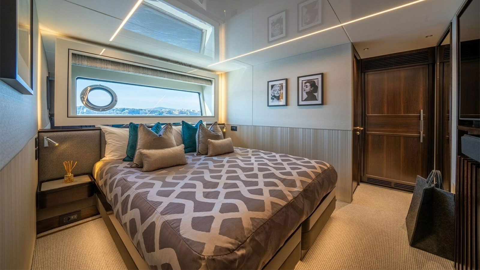 2022 Sunseeker 90 Ocean à vendre (photo 9)