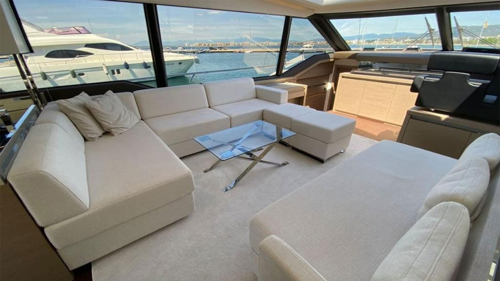 2019 Prestige 680 in vendita (photo 4)