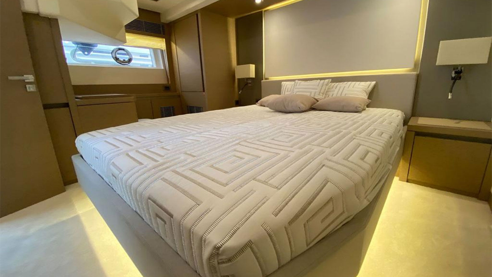 2019 Prestige 680 in vendita (photo 9)