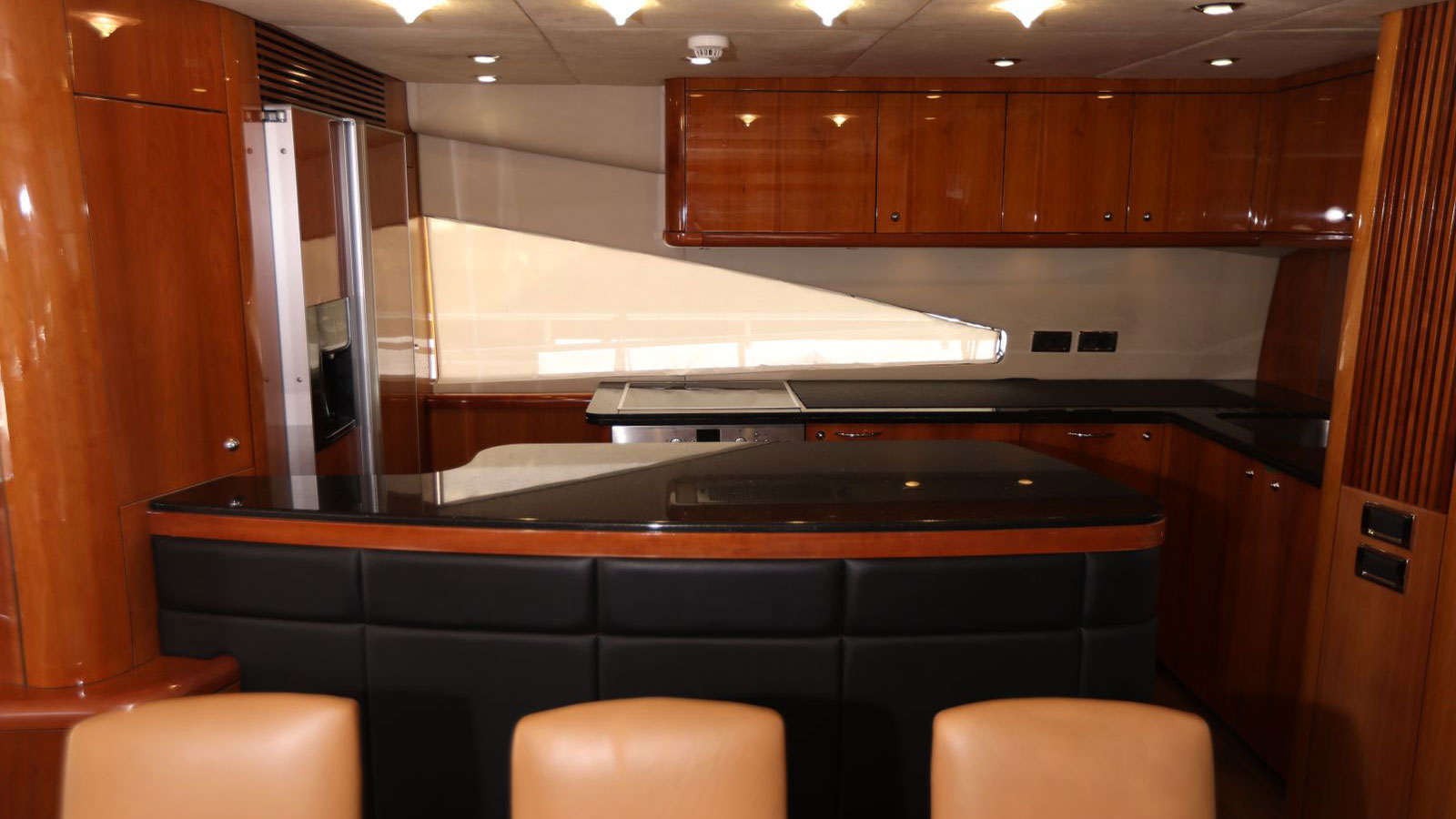 2006 Sunseeker 82 Yacht for sale (photo 6)