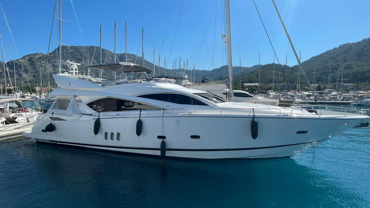 2006 Sunseeker 82 Yacht for sale (photo 13)