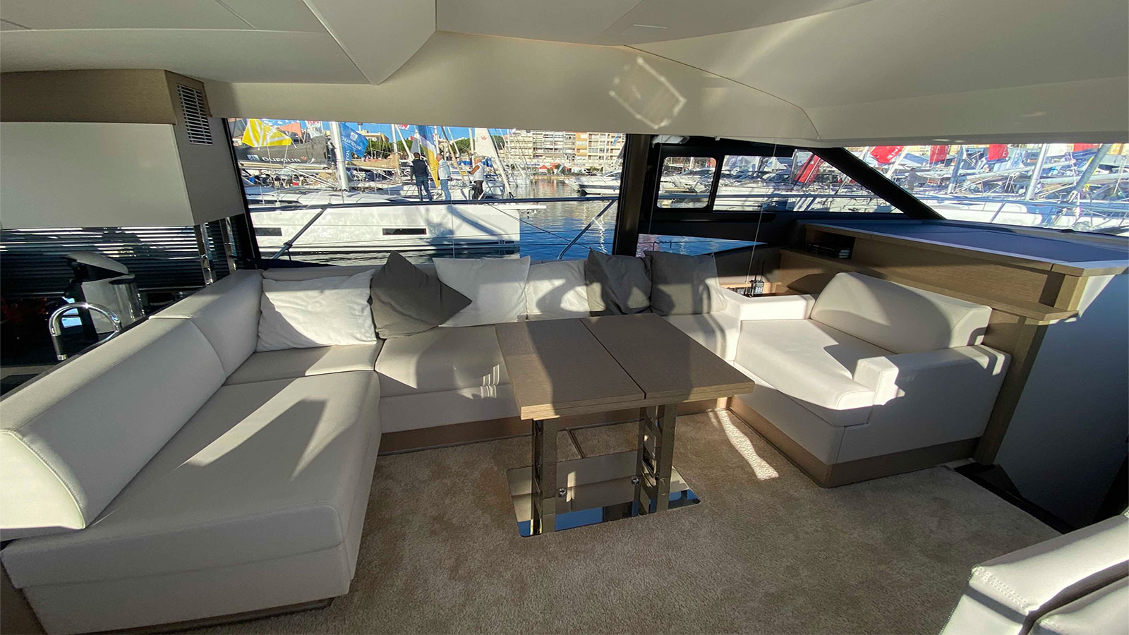 2019 Prestige 520 Flybridge à venda (photo 3)