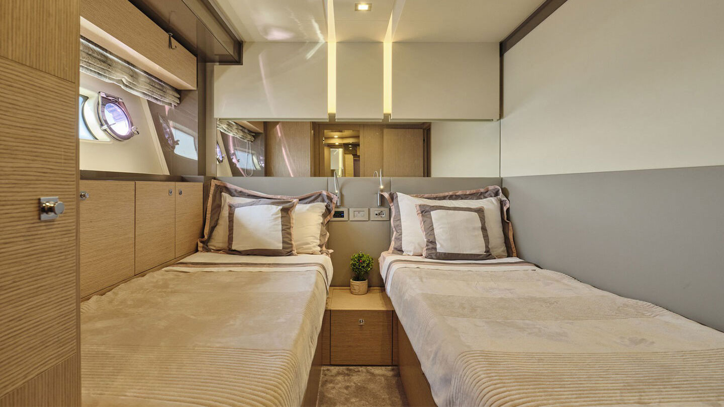2016 Ferretti 750 zu verkaufen (photo 8)