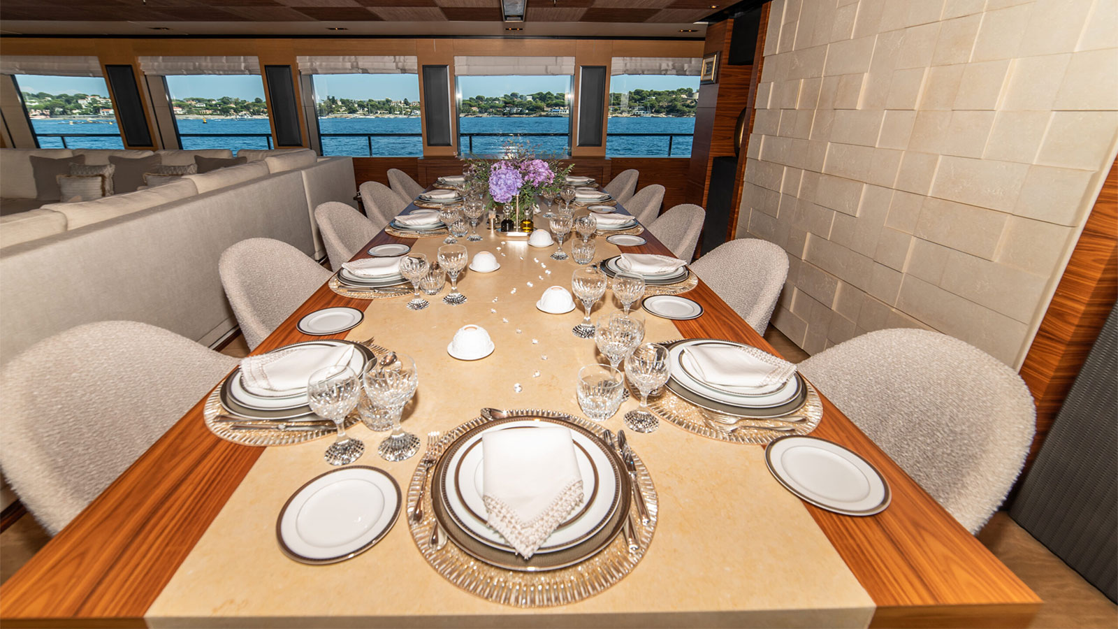 2012 Isa Yachts 50M in vendita (photo 5)