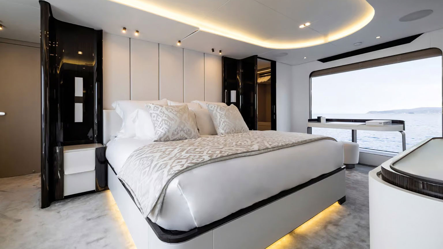 2020 Azimut Grande 32M for sale (photo 10)