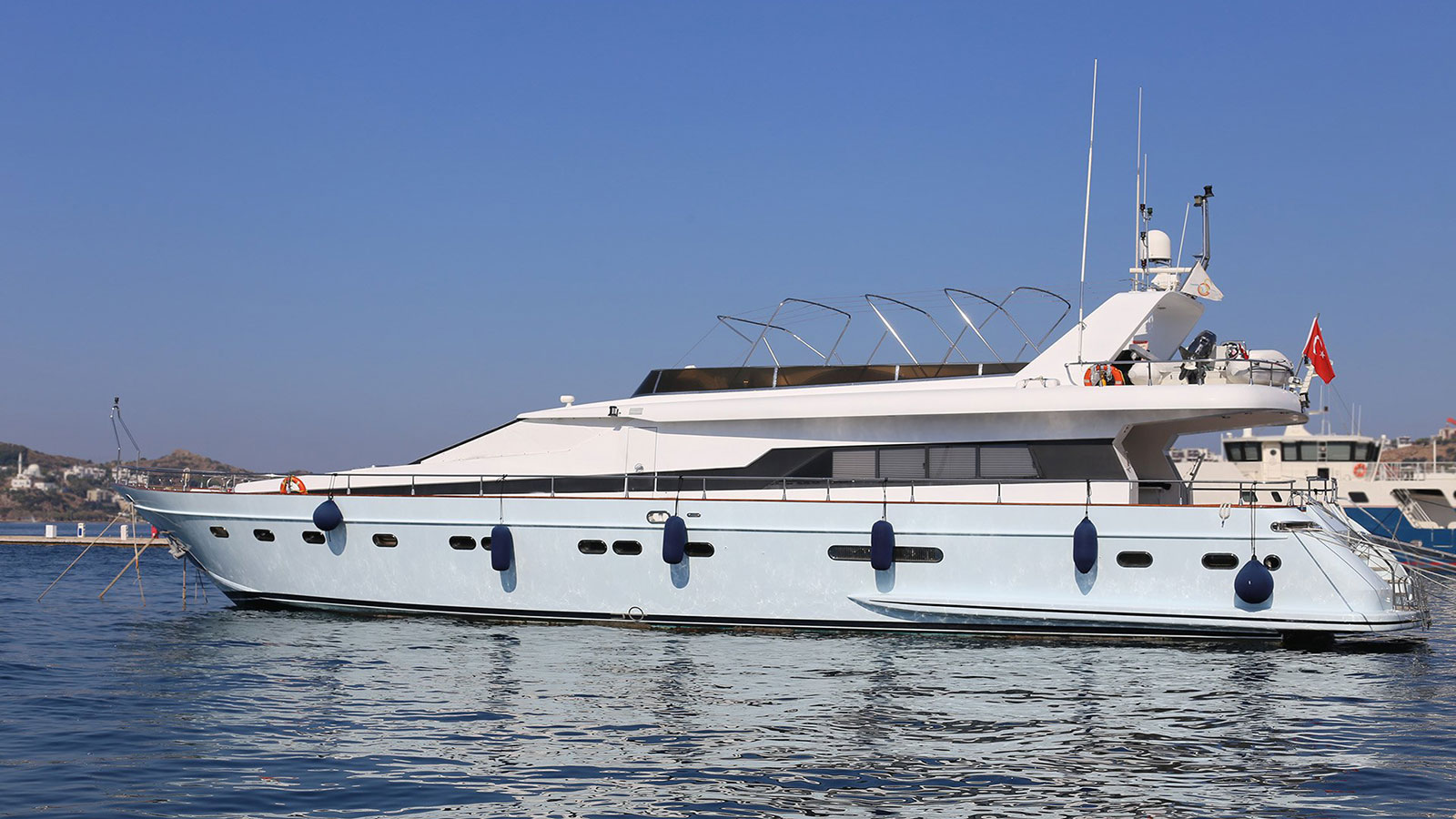 1994 Tuzla 26M Flybridge à vendre (photo 1)