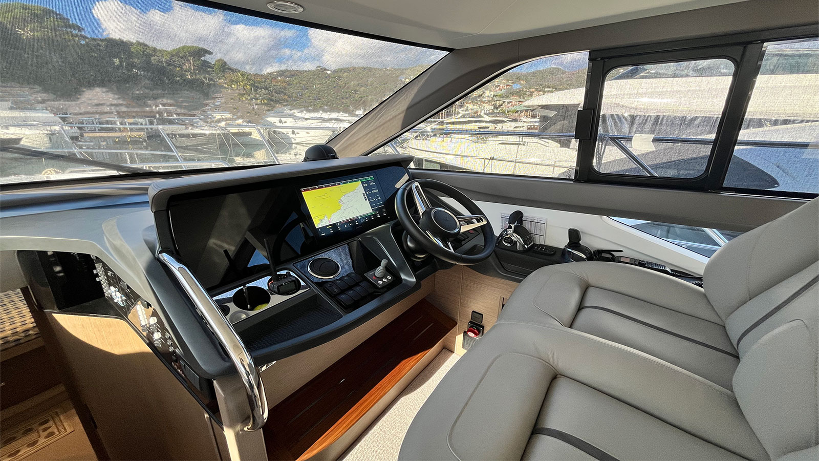 2021 Princess F50 in vendita (photo 4)