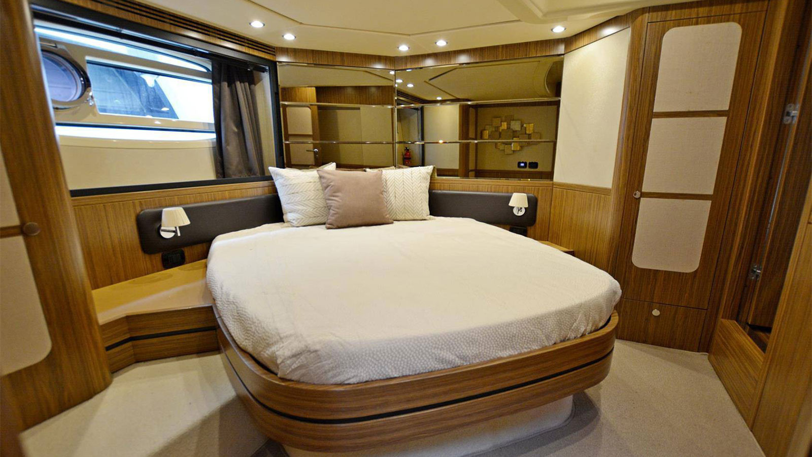 2015 Azimut Magellano 53 te koop (photo 9)