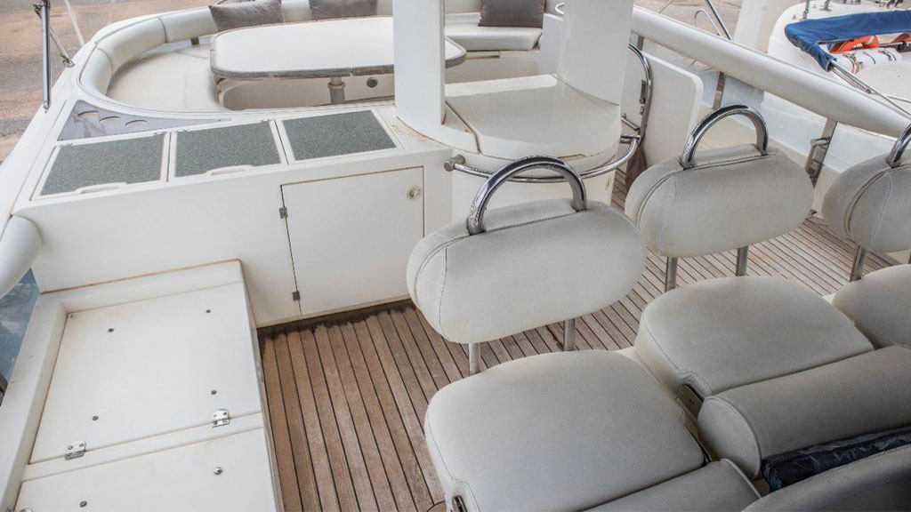 2008 Fairline Squadron 58 for sale (photo 12)