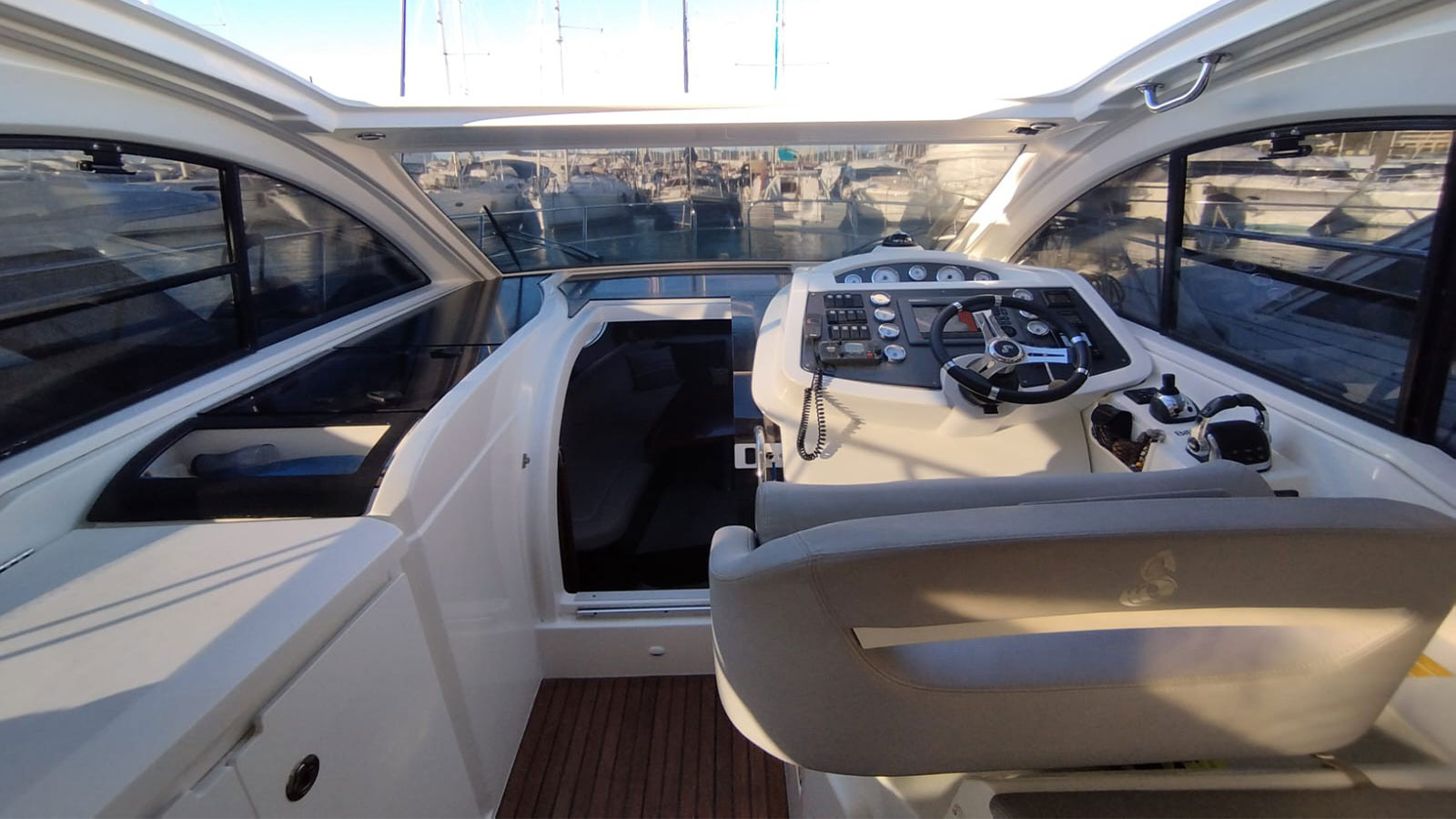 2011 Beneteau Flyer Gran Turismo 34 in vendita (photo 12)