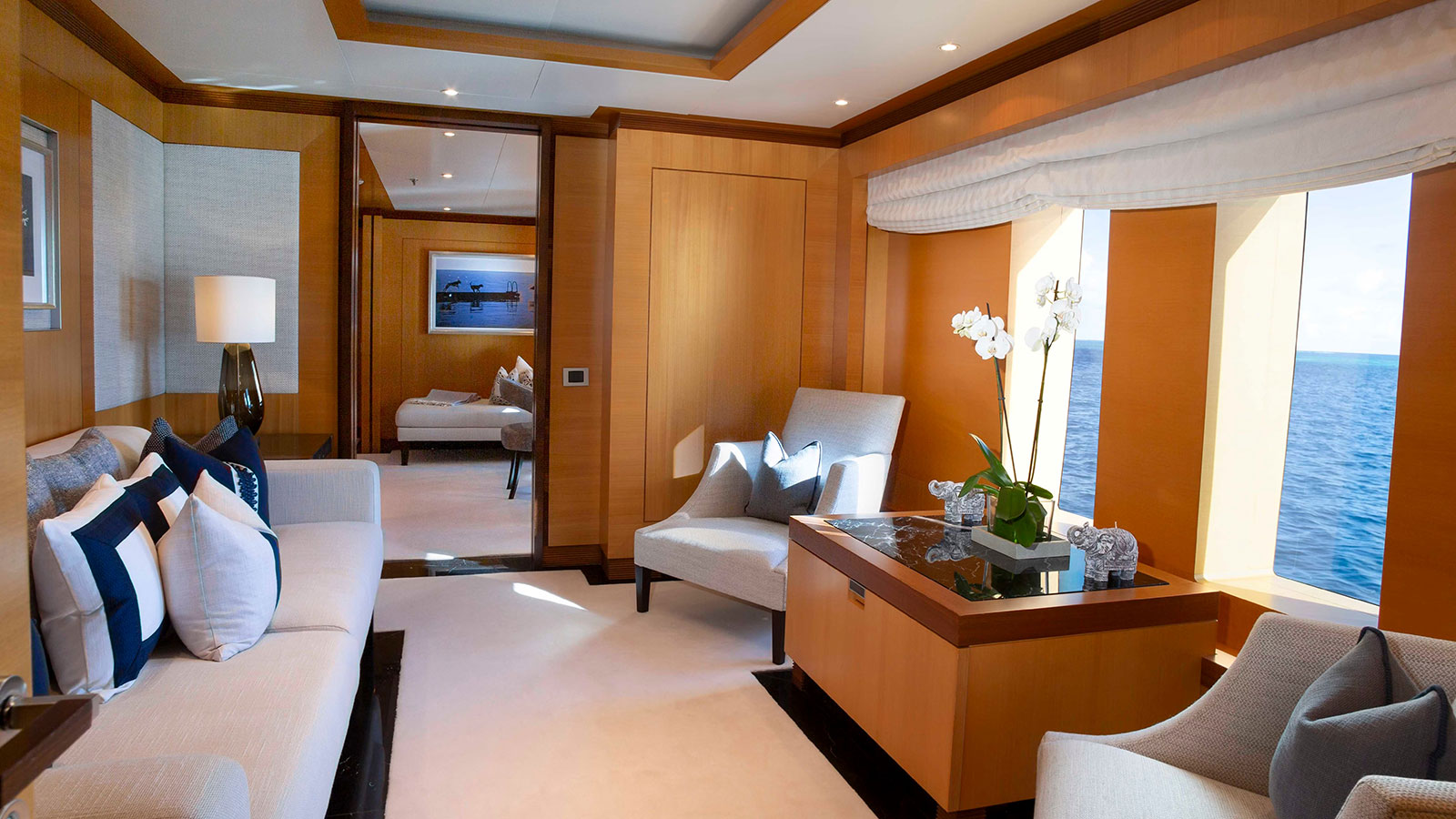 2008 Benetti La Blanca for charter (photo 14)