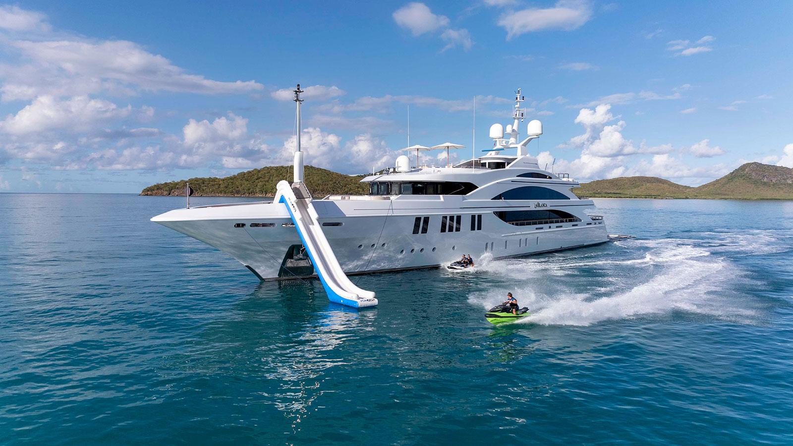 2008 Benetti La Blanca for charter (photo 28)