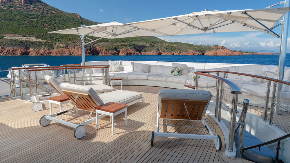 2000 Oceanco Friendship na czarter (photo 19)