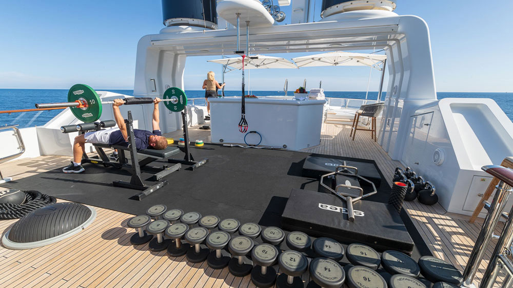 2000 Oceanco Friendship na czarter (photo 20)