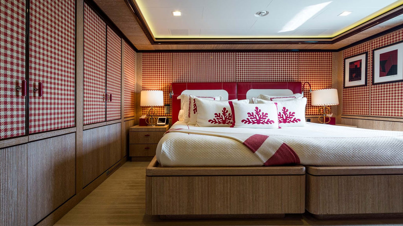 2013 Dunya Yachts Axioma for charter (photo 14)