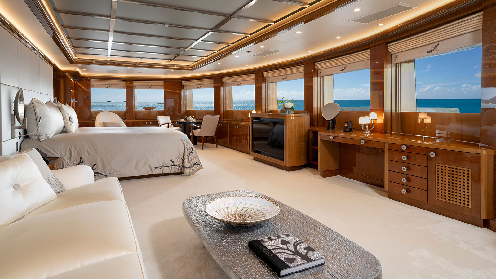 2007 Oceanco Alfa Nero a noleggio (photo 3)