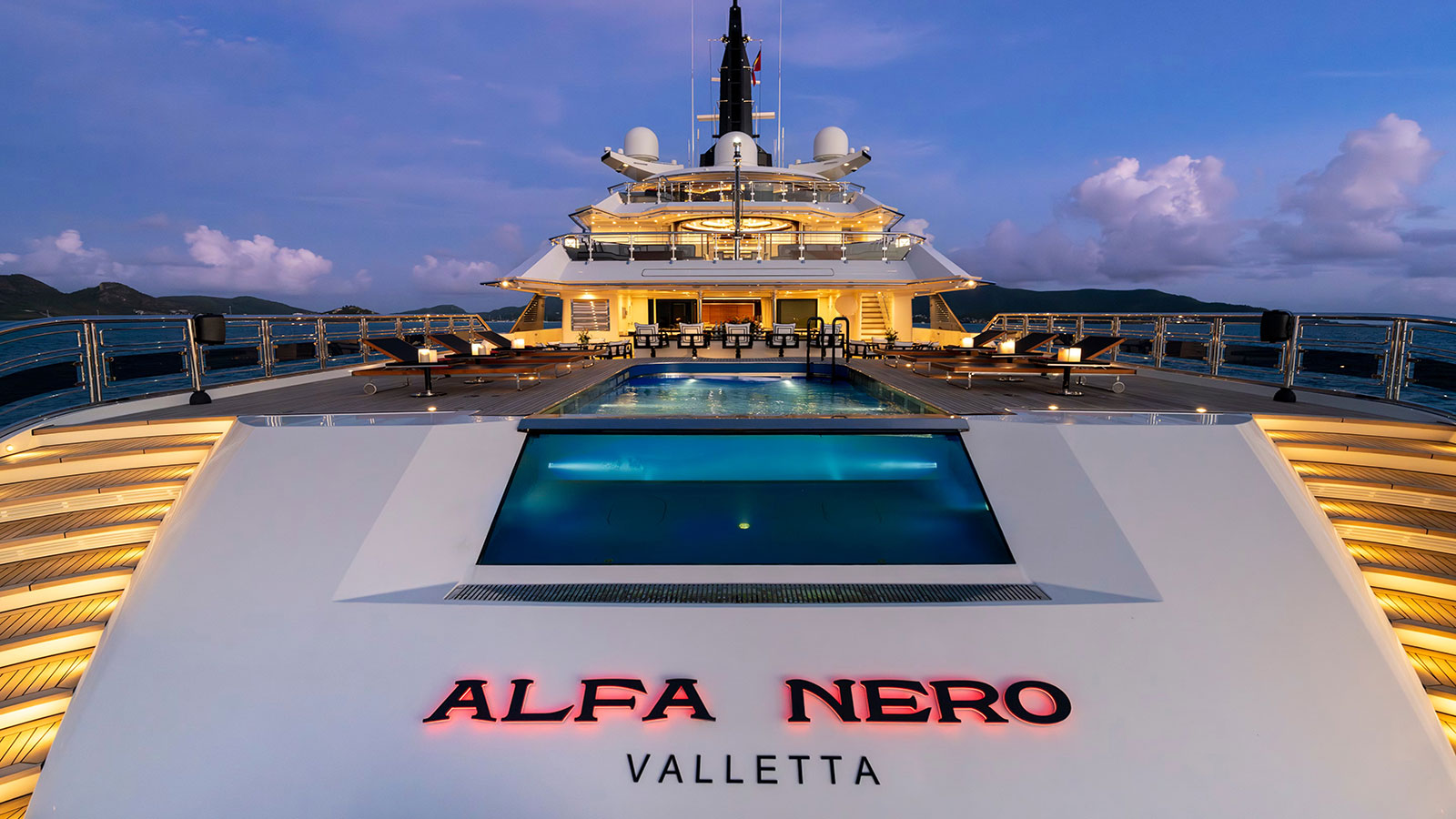 2007 Oceanco Alfa Nero a noleggio (photo 28)