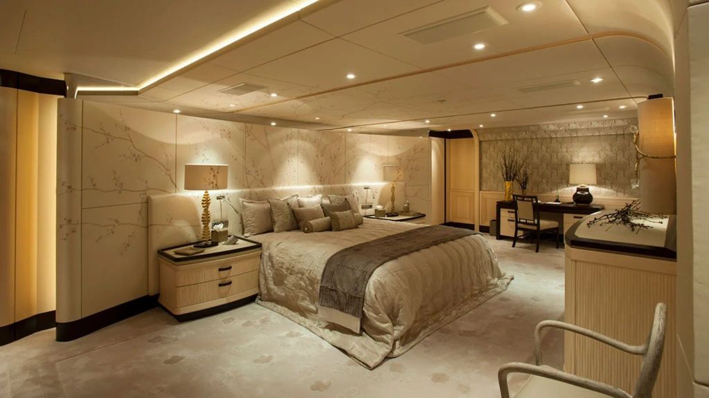 2012 Amels Sea Rhapsody te huur (photo 7)