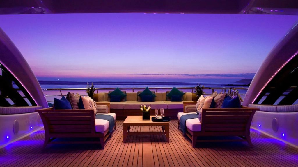2012 Amels Sea Rhapsody te huur (photo 13)