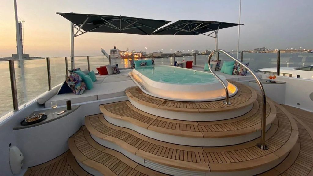 2012 Amels Sea Rhapsody te huur (photo 14)