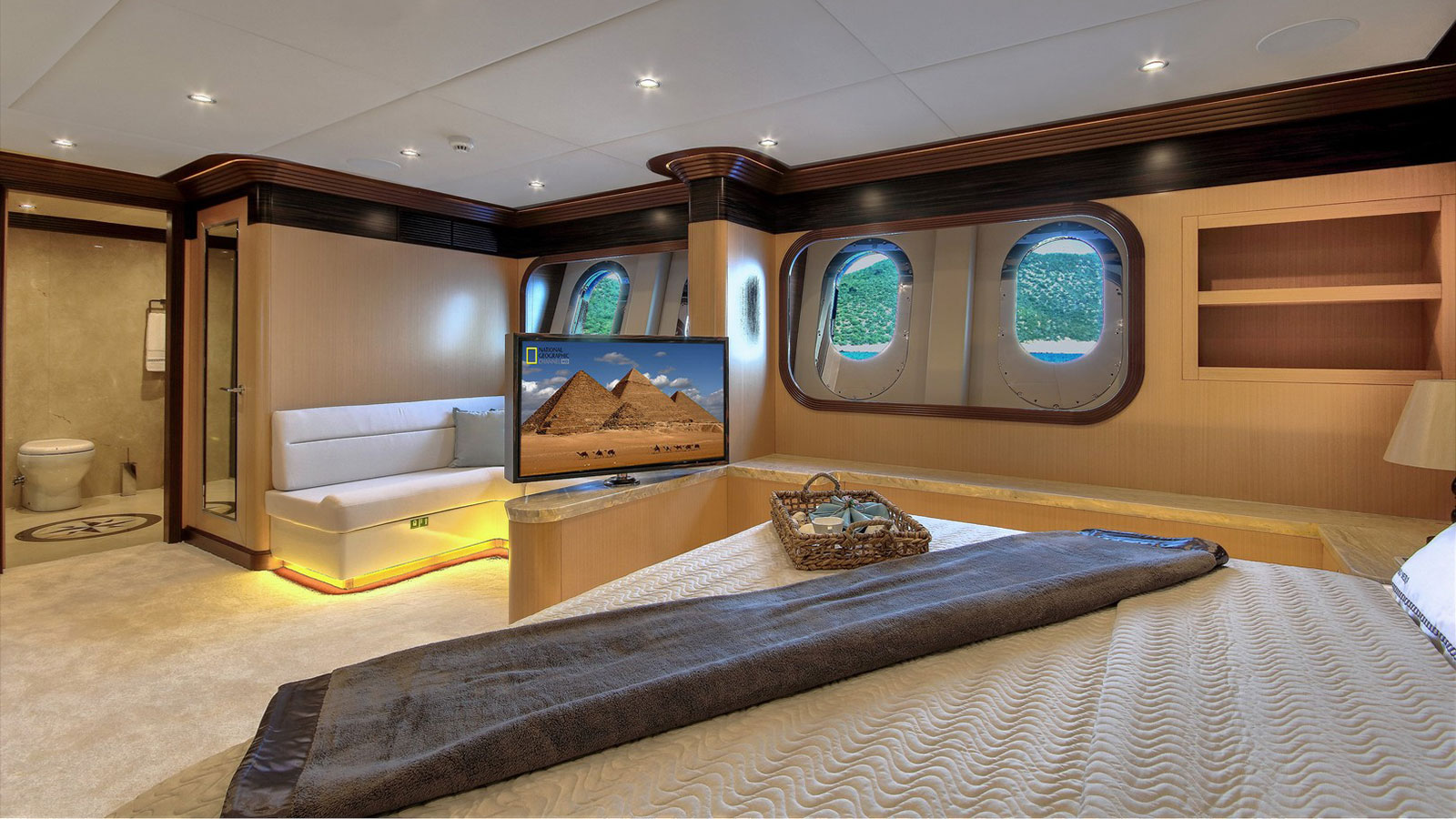 2018 Neta Marine Meira for charter (photo 16)