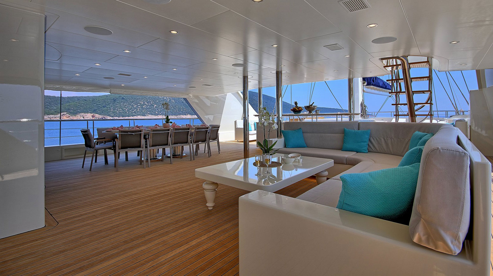 2018 Neta Marine Meira for charter (photo 21)