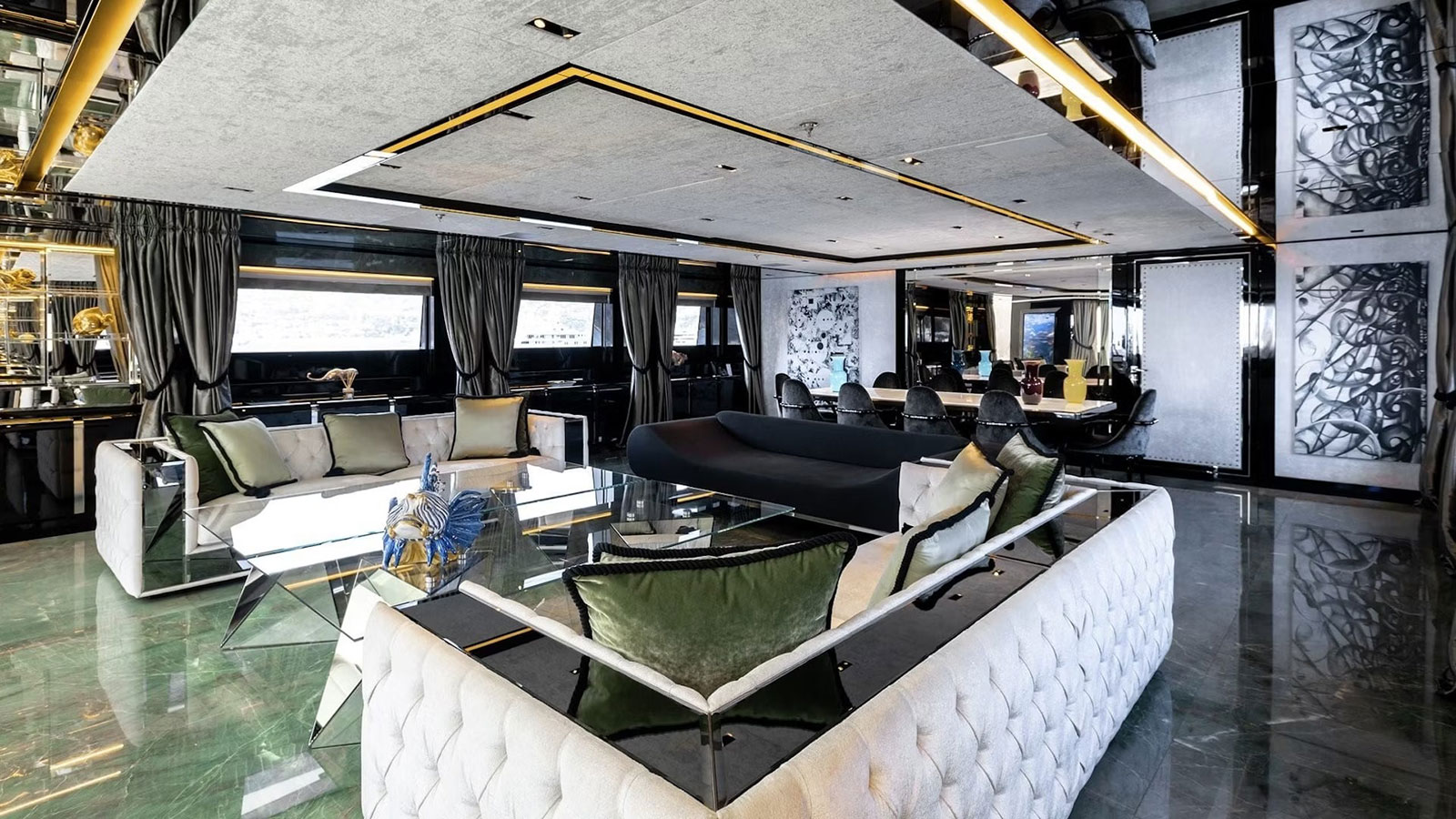 2017 Mondomarine Sarastar te huur (photo 5)
