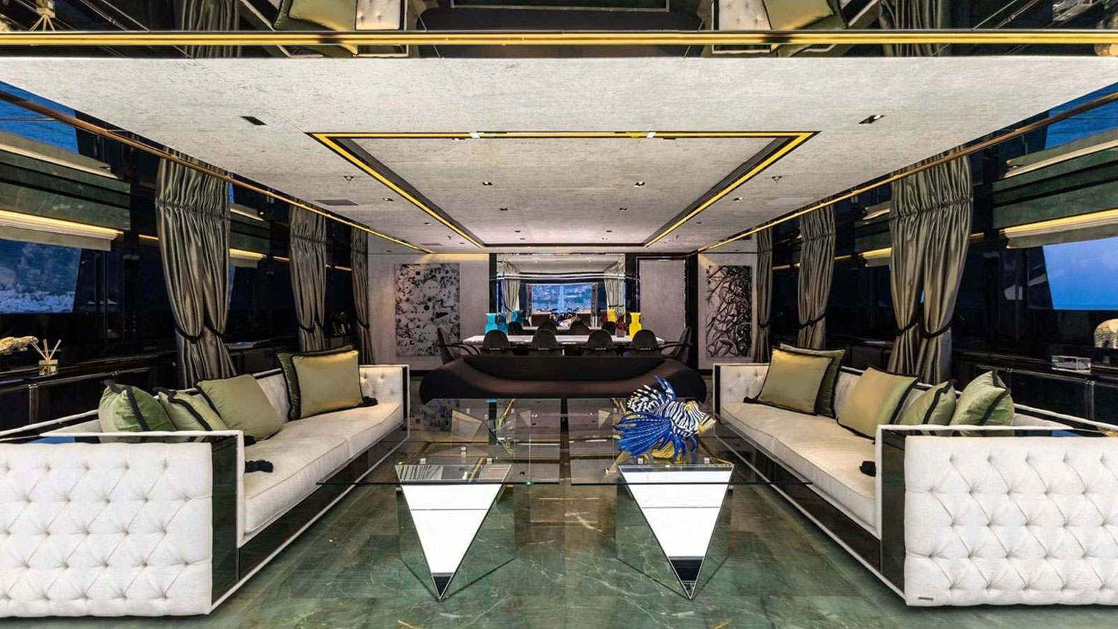 2017 Mondomarine Sarastar te huur (photo 11)