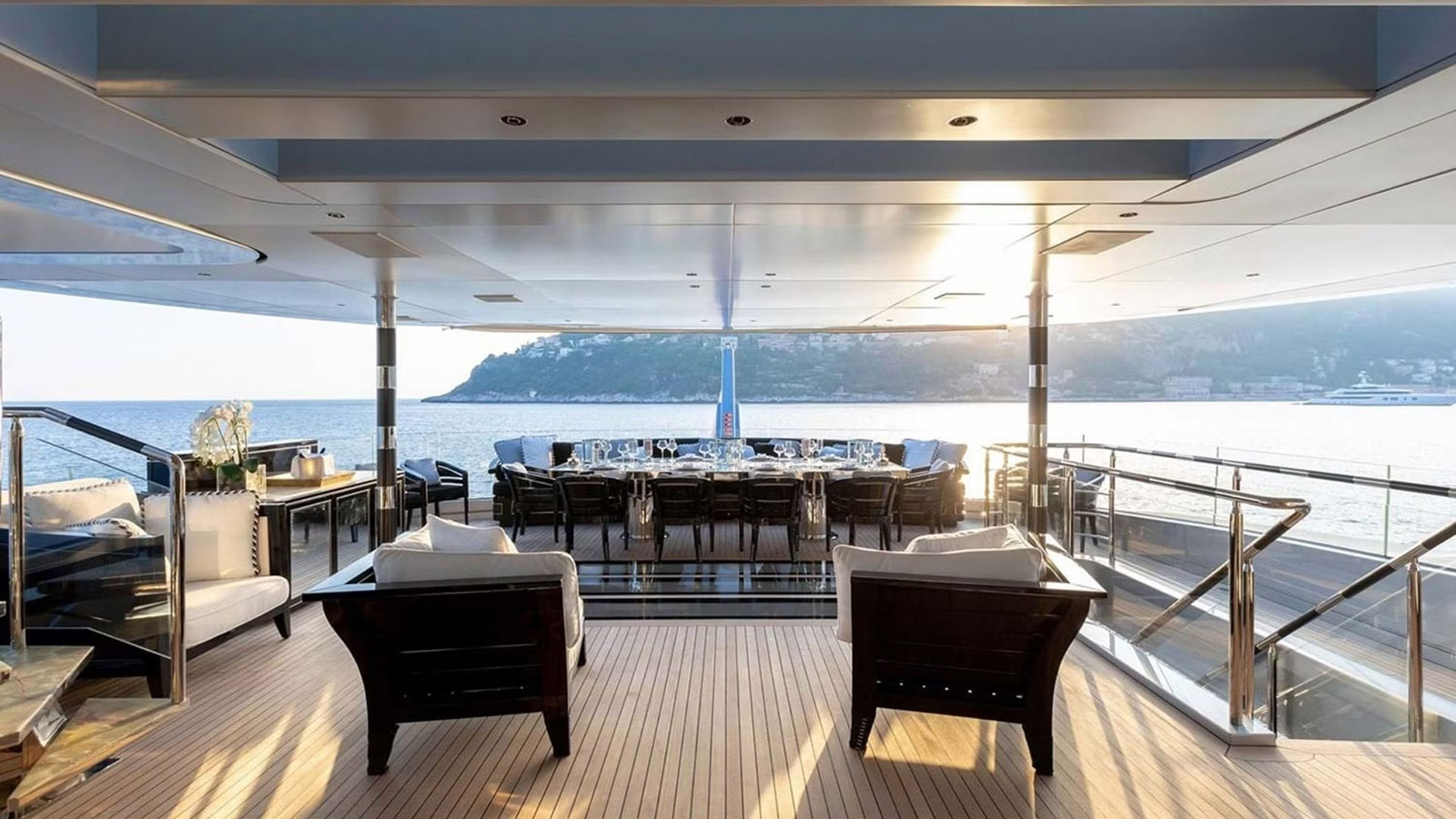 2017 Mondomarine Sarastar te huur (photo 33)