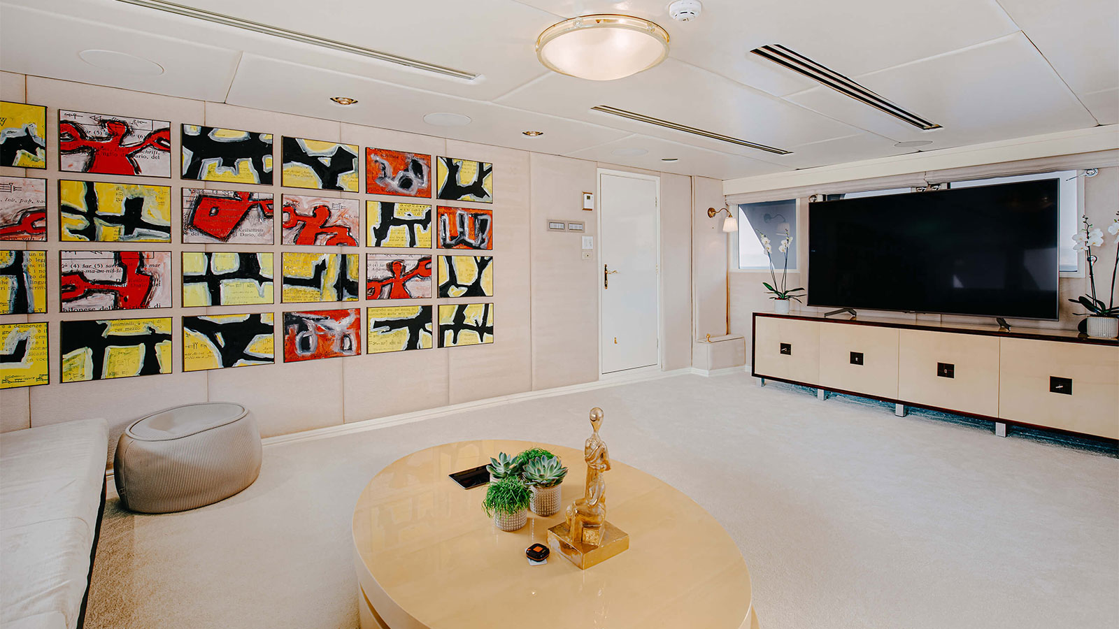 1987 Dauphin Yachts Itoto zu chartern (photo 4)