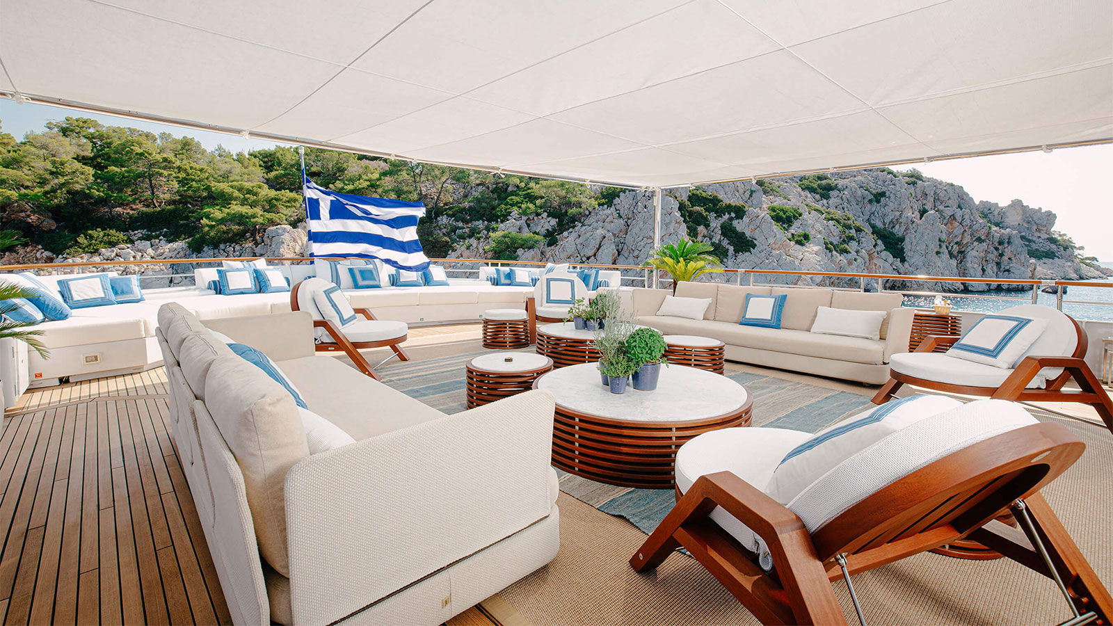 1987 Dauphin Yachts Itoto zu chartern (photo 18)