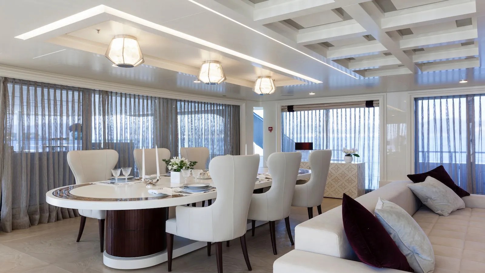 2016 Admiral Yachts Quinta Essentia zu chartern (photo 3)