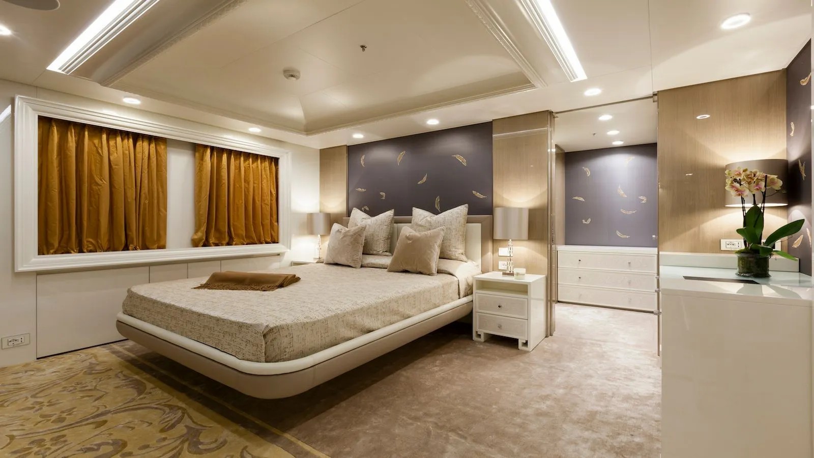 2016 Admiral Yachts Quinta Essentia zu chartern (photo 11)