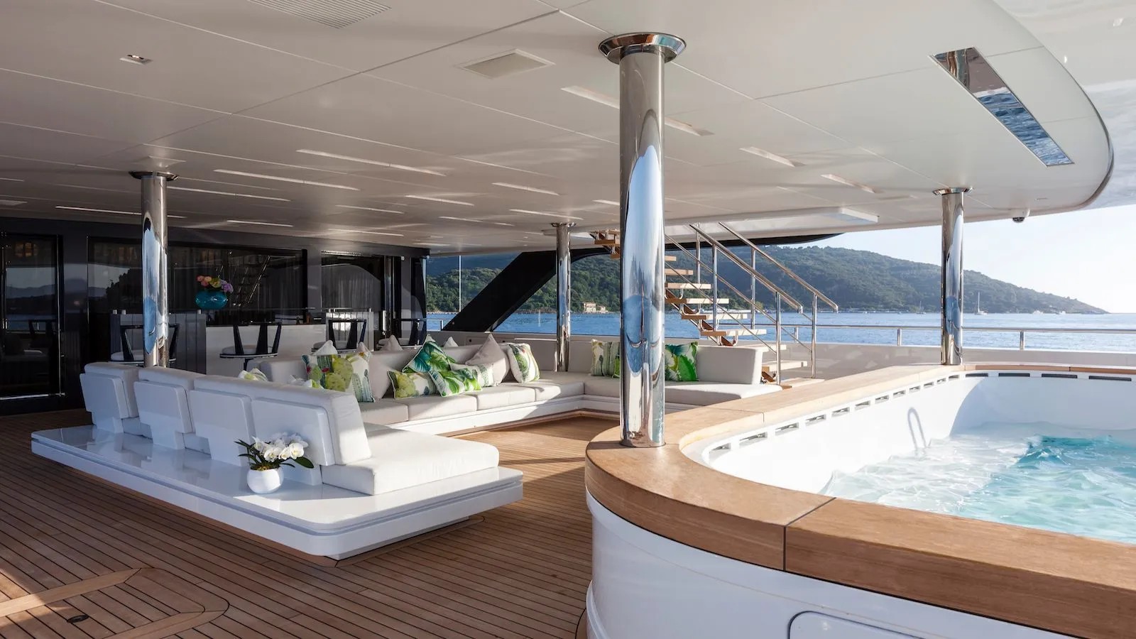 2016 Admiral Yachts Quinta Essentia zu chartern (photo 20)