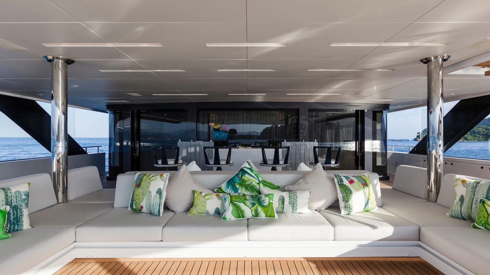 2016 Admiral Yachts Quinta Essentia zu chartern (photo 21)