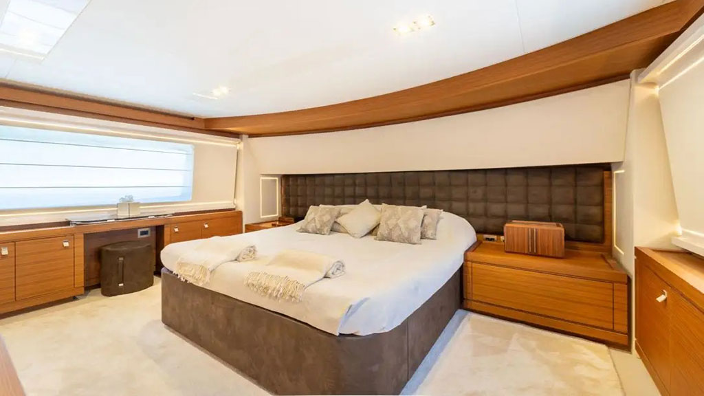 2018 Custom Line Navetta 28 à louer (photo 6)