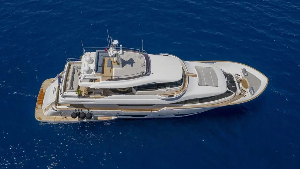 2018 Custom Line Navetta 28 à louer (photo 19)