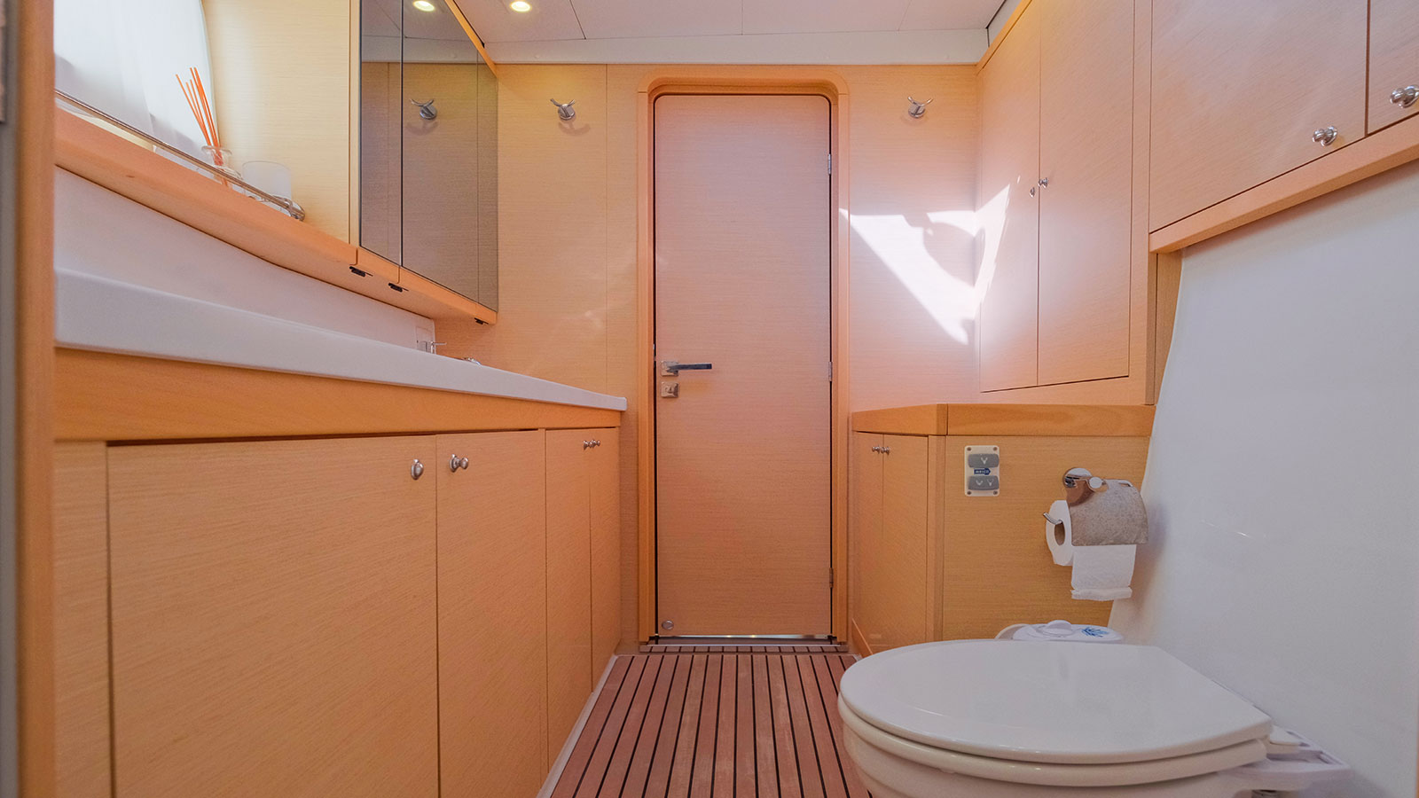 2016 Lagoon 450F en alquiler (photo 14)