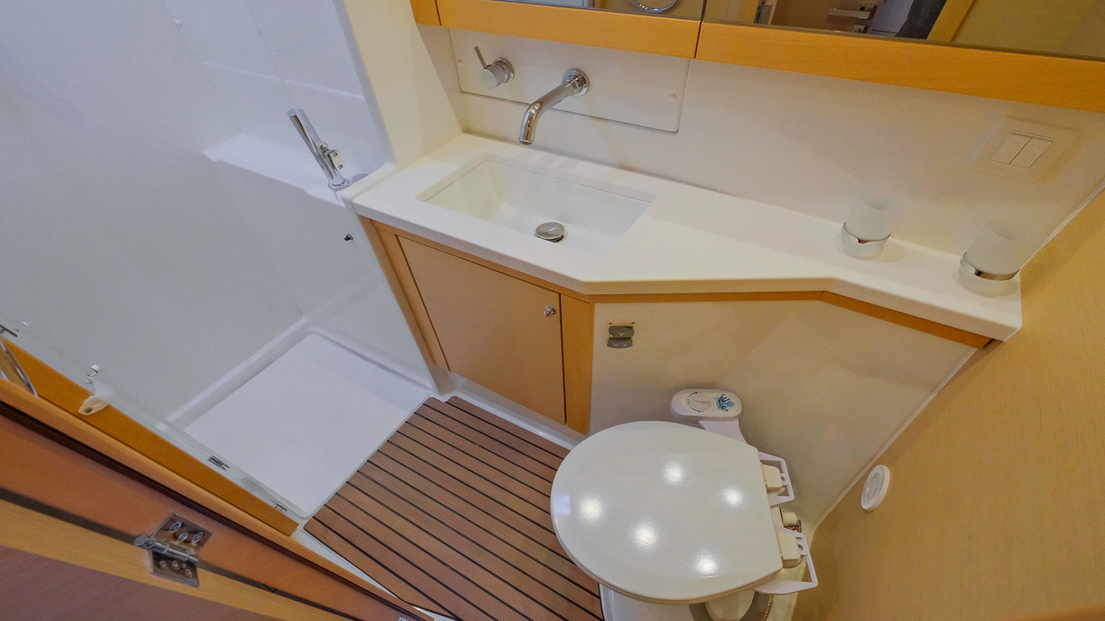 2016 Lagoon 450F en alquiler (photo 15)