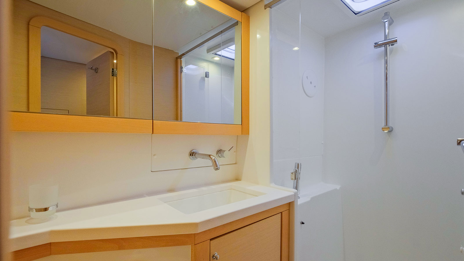 2016 Lagoon 450F en alquiler (photo 20)