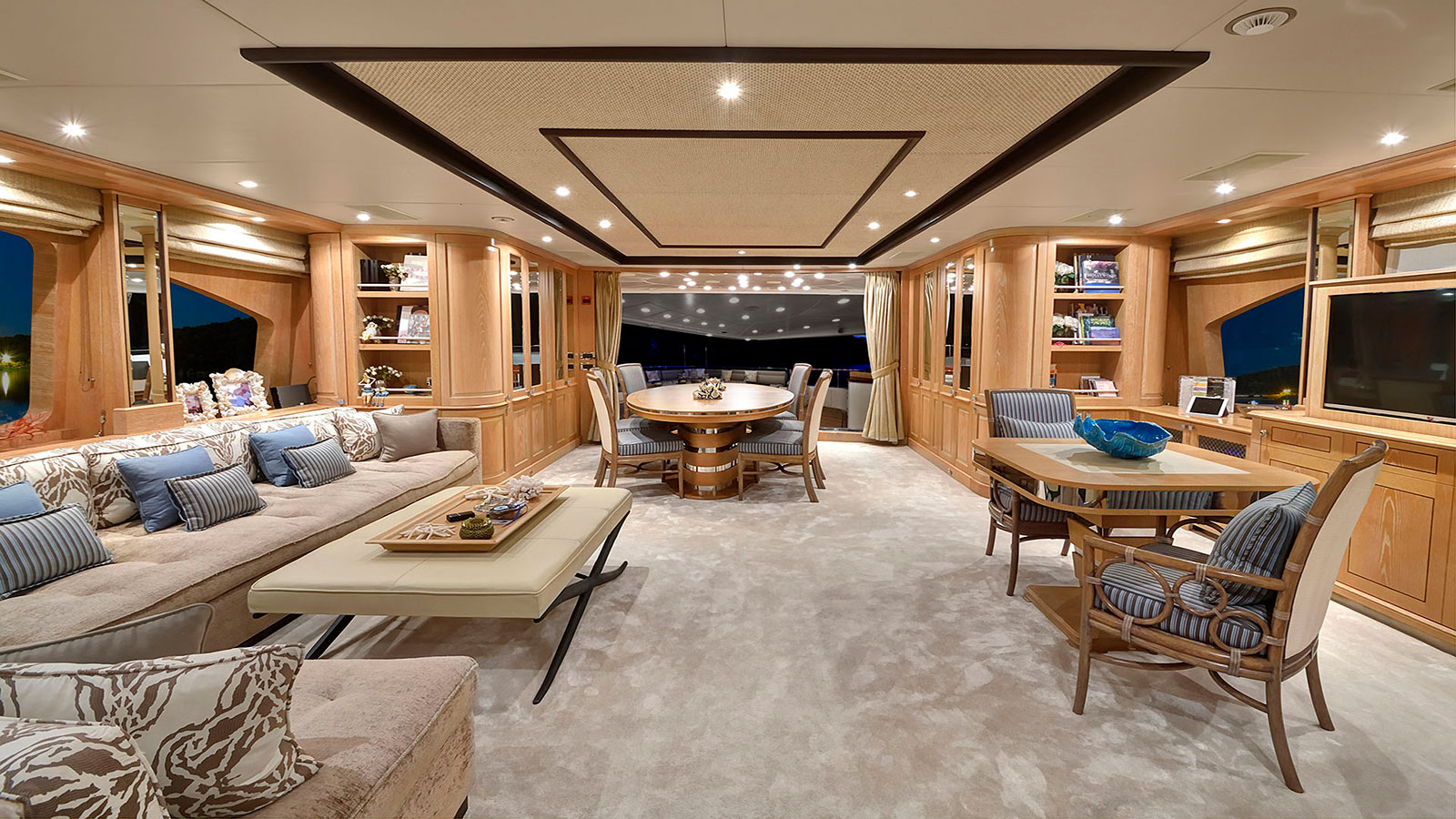 2008 Benetti Quest R à louer (photo 4)