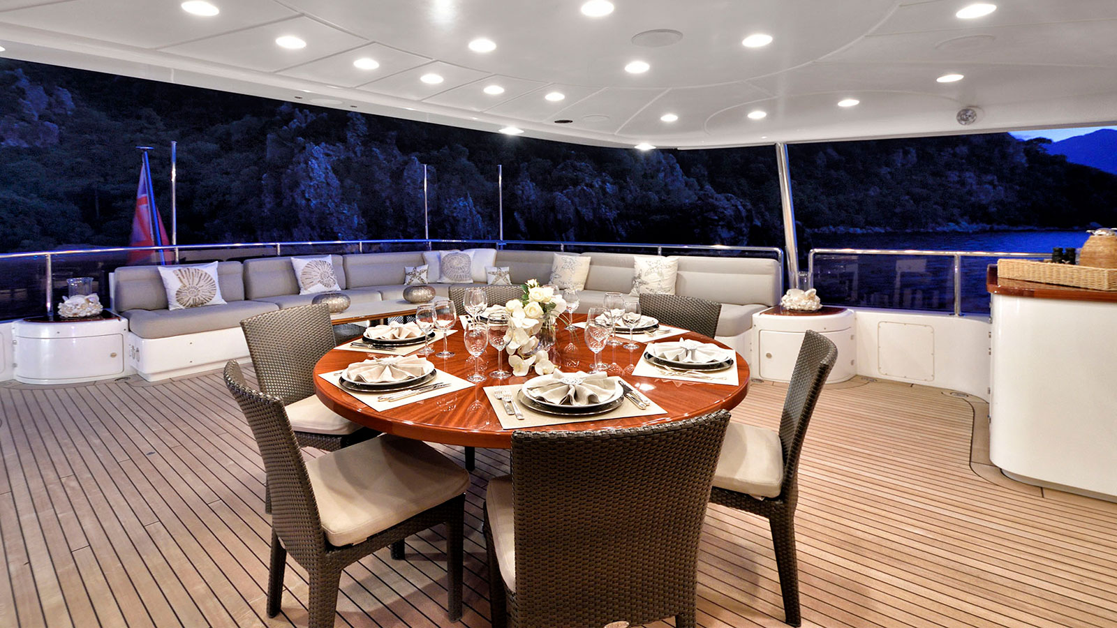 2008 Benetti Quest R à louer (photo 14)