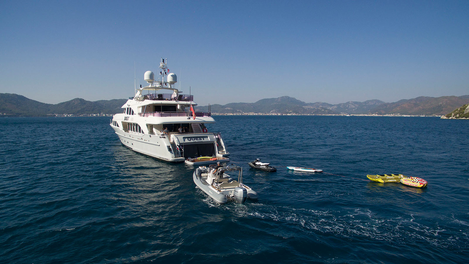 2008 Benetti Quest R à louer (photo 23)