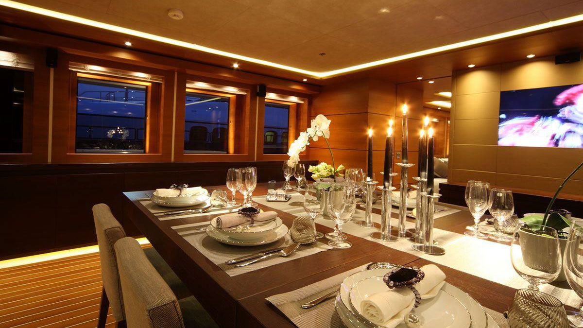 2011 Mondo Marine Zaliv III na czarter (photo 2)