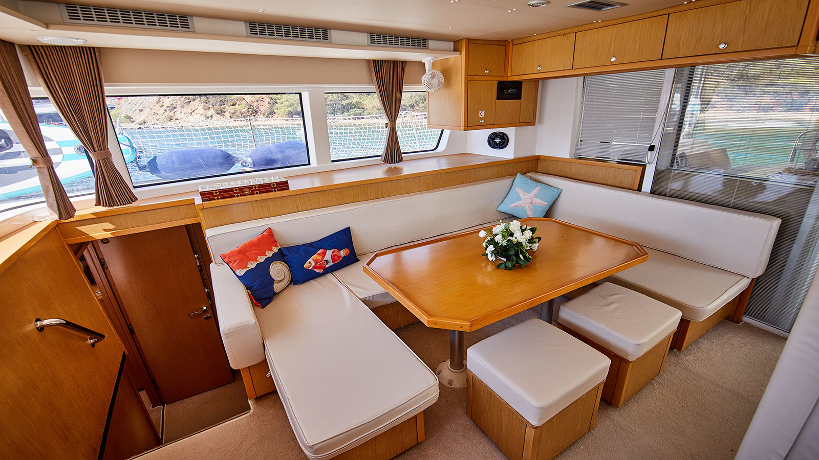2014 Lagoon 52 en alquiler (photo 3)