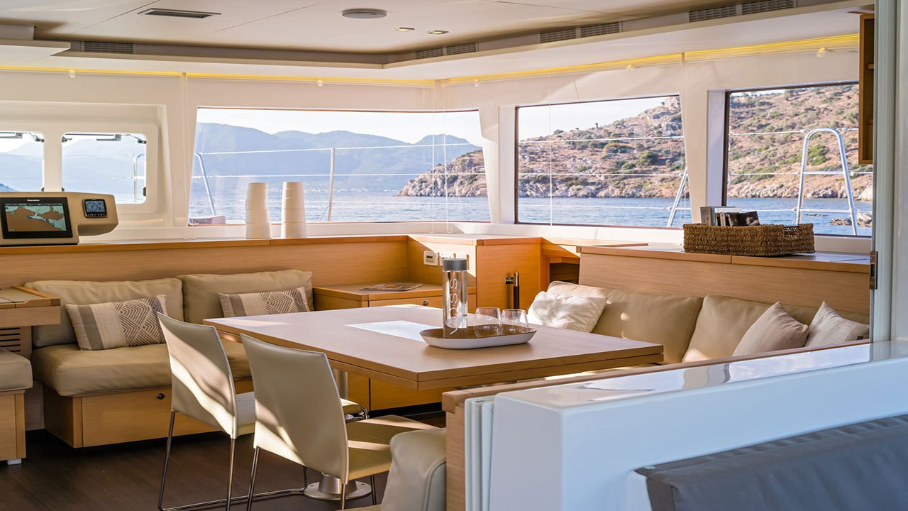 2014 Lagoon 560 te huur (photo 7)