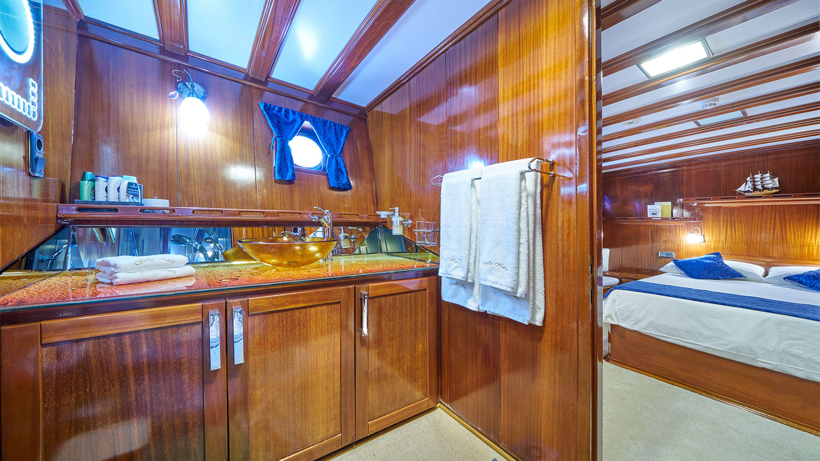 2004 Custom Built Stella Maris en alquiler (photo 15)
