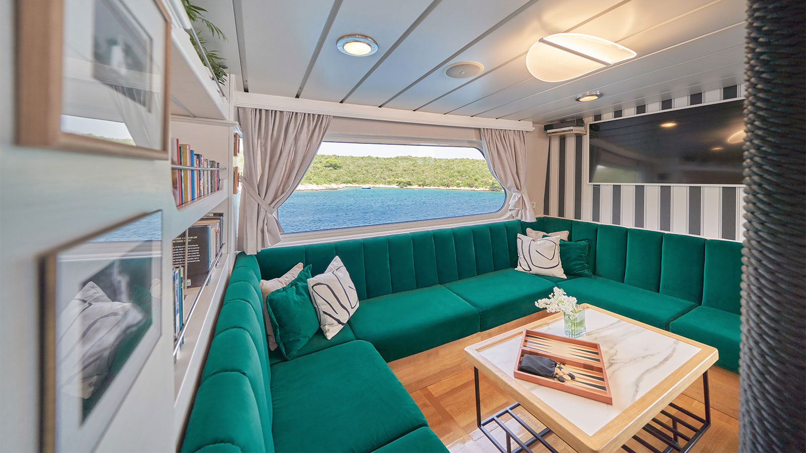 1976 Belena La Perla for charter (photo 5)