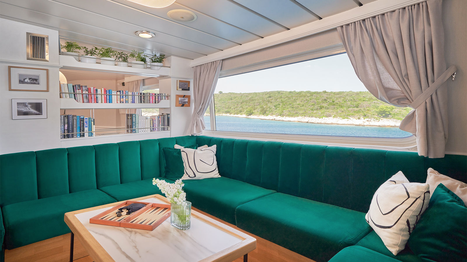 1976 Belena La Perla for charter (photo 7)