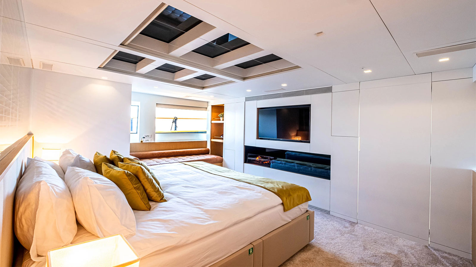 2015 Huzur Yacht Harun for charter (photo 9)